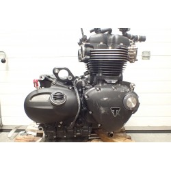 Triumph Bonneville 1200 Bobber Silnik...