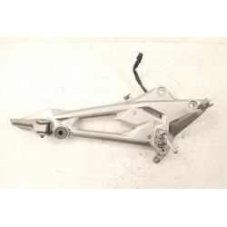 Kawasaki Z800 13-17 Set [P] podnóżek...