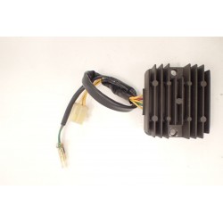 Honda Rebel 125 Regulator napięcia...