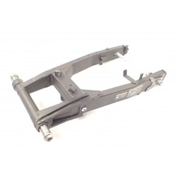 Kawasaki Z800 13-17 Wahacz tył + ośki...