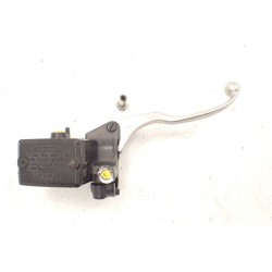 Triumph Adventurer 900 Pompa hamulcowa przód