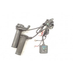 Yamaha FZS 600 Fazer (98-02) Manetki...