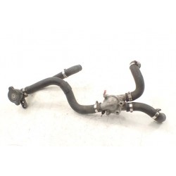 Kawasaki GPX 600 R Termostat obudowa