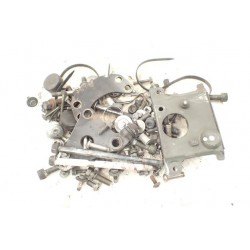 Suzuki VZ 800 Marauder Śruby z demontażu