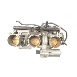 Triumph Trophy 1200 (12-17) Przepustnice...