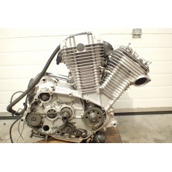 Suzuki VS 800 Intruder (92-00) Silnik...