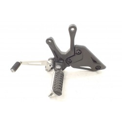 Kawasaki Z900 (2025-) Set [L] podnóżek...