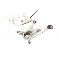 Yamaha FZ6 S1 (04-06) Set podnóżek prawy...