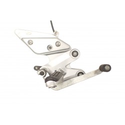 Yamaha FZ6 S1 (04-06) Set podnóżek prawy...