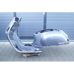 Piaggio Vespa GTS GT 200 250 Rama bez...