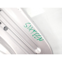 Uchwyt pasażera tył rączki Suzuki Sixteen 125
