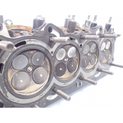 GŁOWICA ZAWORY WAŁKI HONDA CBR 600F PC41 HORNET