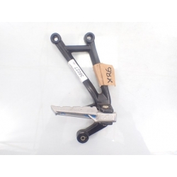 SET P PODNÓŻEK PASAŻERA TYŁ PEUGEOT XR6 50