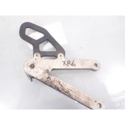 SET L PODNÓŻEK PRZÓD KIEROWCY PEUGEOT XR6 50