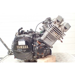 Yamaha FZX 750 Silnik